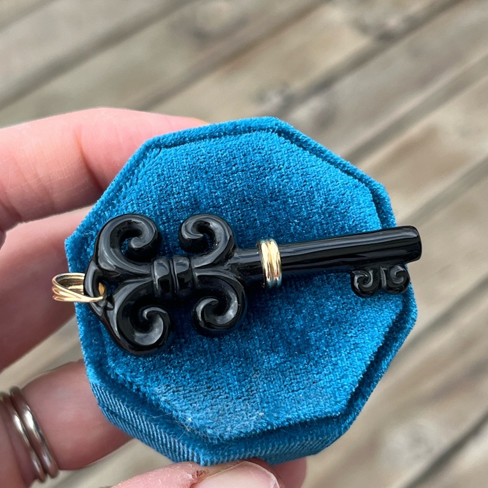 14K & Black Enamel Large Key Pendant - Picture 6 of 9
